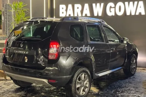 رينو داستر 2015 أسود مستعملة للبيع - 5