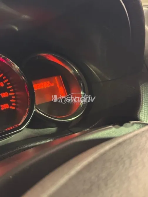 رينو داستر 2015 أسود مستعملة للبيع - 8