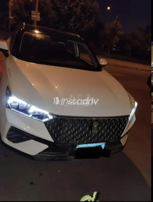 Bestune T77 Pro 2022 White Used for Sale - 2