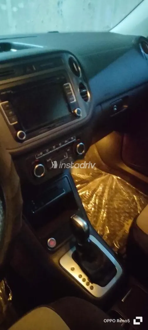 فولكس فاغن تيجون 2016 أبيض مستعملة للبيع - 8