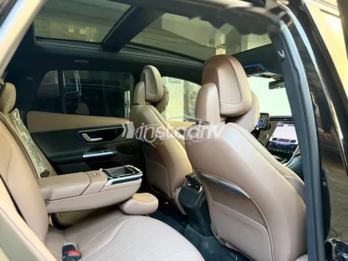 Mercedes 500 2024 Black Used for Sale - 7