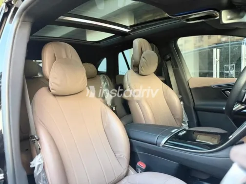 Mercedes 500 2024 Black Used for Sale - 10