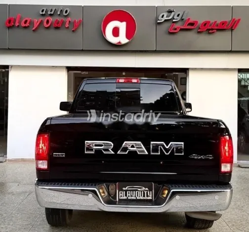 دودج رام 2021 أسود مستعملة للبيع - 4