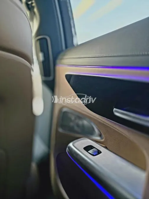 Mercedes E 200 2026 Black Used for Sale - 8