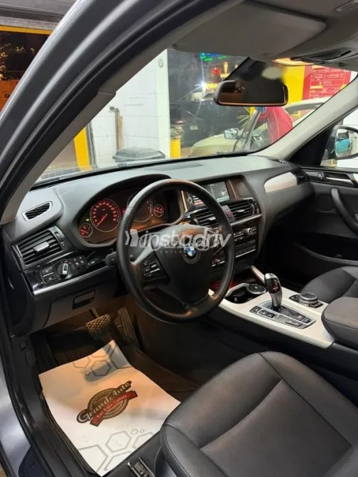 بي ام دبليو X3 2016 فضي مستعملة للبيع - 4