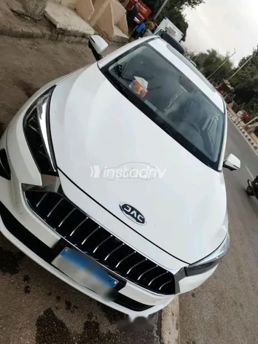 جاك J7 2022 أبيض مستعملة للبيع - 1