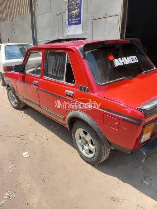 فيات 128 1990 أحمر مستعملة للبيع - 2