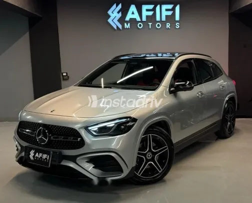 Mercedes GLA 200 2024 Gray Used for Sale - 3