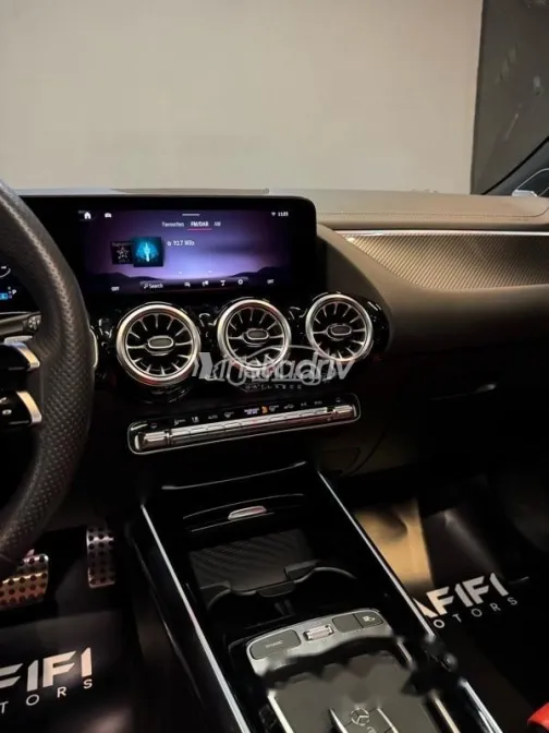 Mercedes GLA 200 2024 Gray Used for Sale - 8