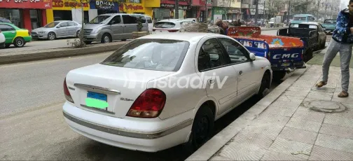 Nissan Sunny 2007 White Used for Sale - 4