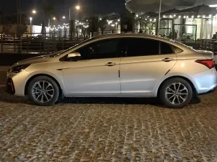 شيرى اريزو 5 2026 أبيض مستعملة للبيع