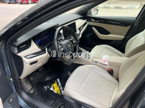 سكودا اوكتافيا 2021 أبيض مستعملة للبيع - 3