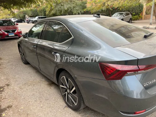 سكودا اوكتافيا 2021 أبيض مستعملة للبيع - 5