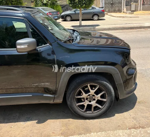 Jeep Renegade 2022 White Used for Sale - 7