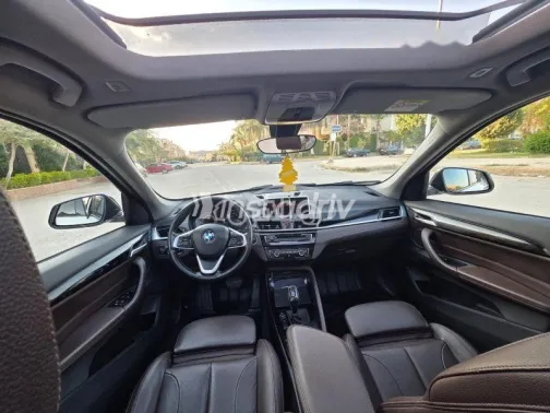 بي ام دبليو X1 2020 أبيض مستعملة للبيع - 5