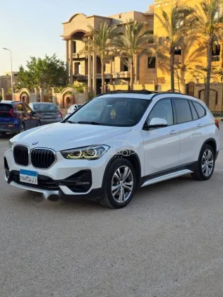 بي ام دبليو X1 2020 أبيض مستعملة للبيع