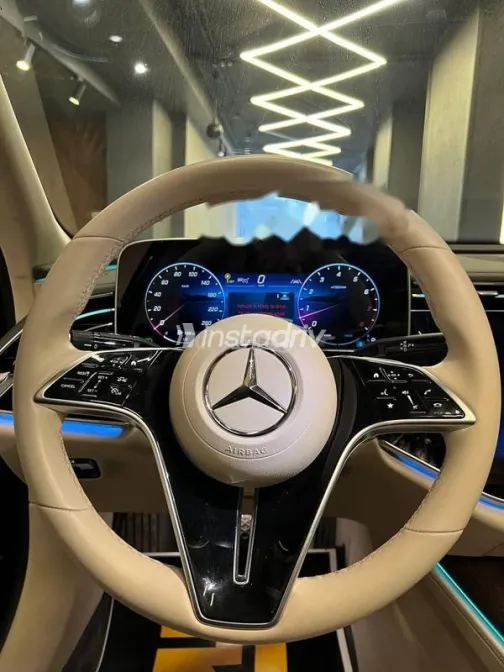 مرسيدس 200 2024 أسود مستعملة للبيع - 4