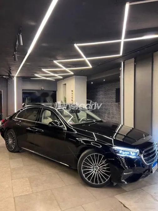 مرسيدس 200 2024 أسود مستعملة للبيع - 6