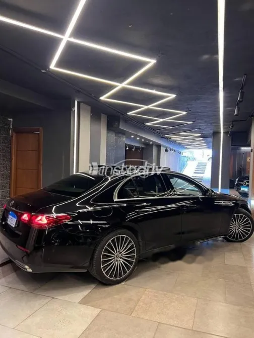 مرسيدس 200 2024 أسود مستعملة للبيع - 7