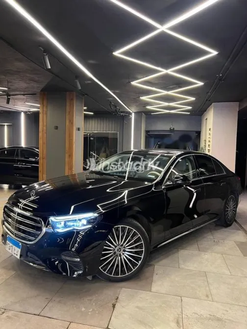 مرسيدس 200 2024 أسود مستعملة للبيع - 8