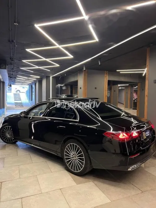 مرسيدس 200 2024 أسود مستعملة للبيع - 10