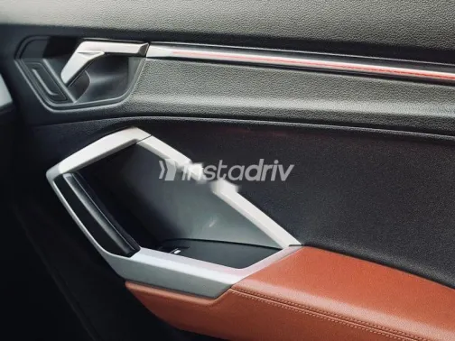 اودي Q3 2024 أسود مستعملة للبيع - 9