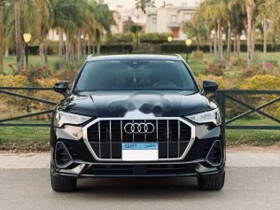 اودي Q3 2024 أسود مستعملة للبيع