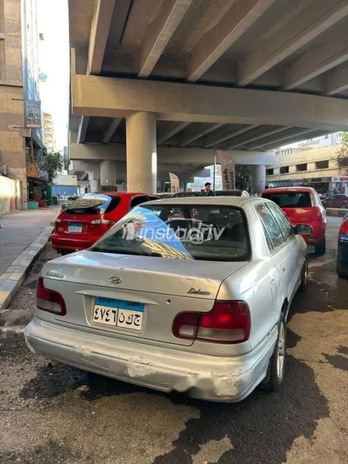 هيونداي إلنترا 1994 فضي مستعملة للبيع - 3