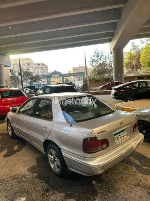 هيونداي إلنترا 1994 فضي مستعملة للبيع - 4