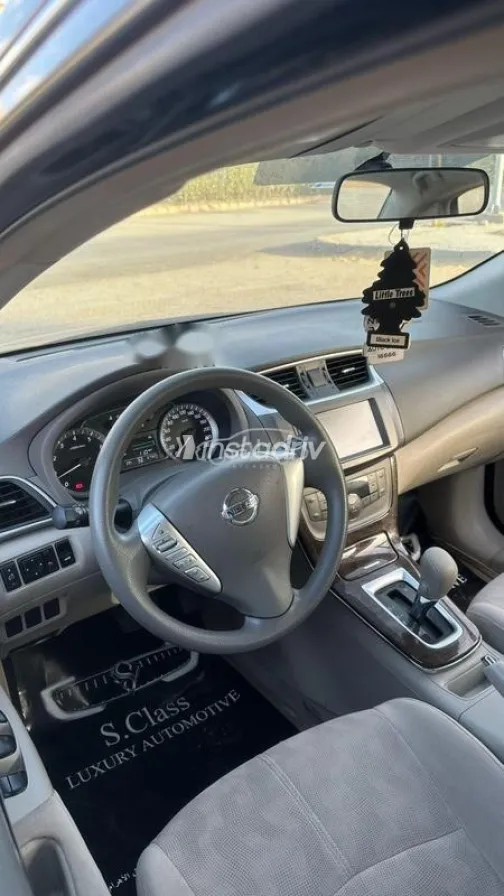 Nissan Sentra 2023 Black Used for Sale - 6