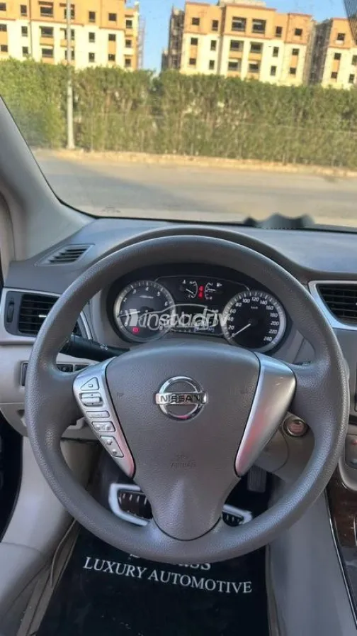 Nissan Sentra 2023 Black Used for Sale - 7