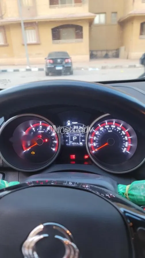 كي جي ام تيفولى XLV 2019 أبيض مستعملة للبيع - 3