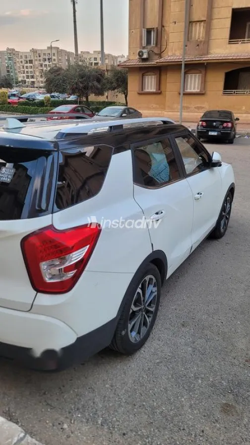 كي جي ام تيفولى XLV 2019 أبيض مستعملة للبيع - 8