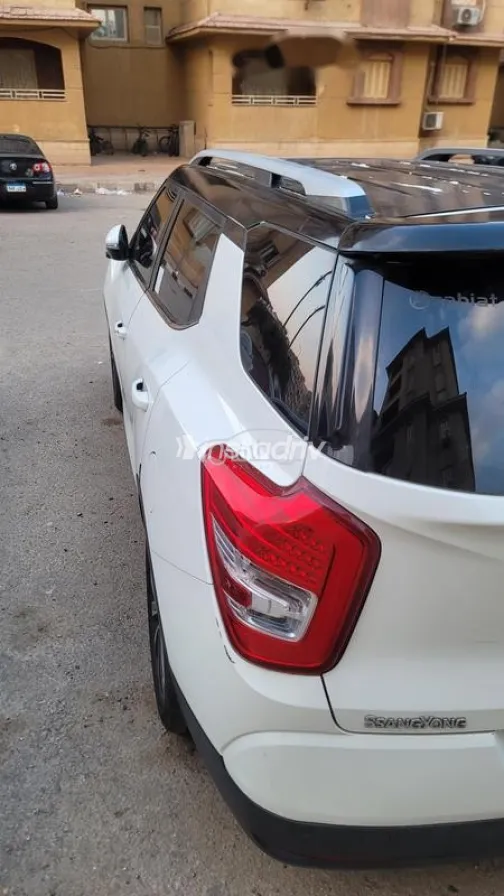 كي جي ام تيفولى XLV 2019 أبيض مستعملة للبيع - 9