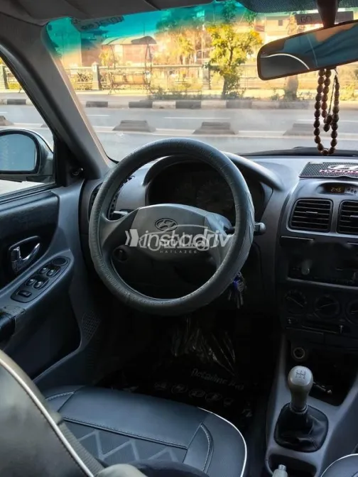هيونداي فيرنا 2015 رمادي مستعملة للبيع - 8