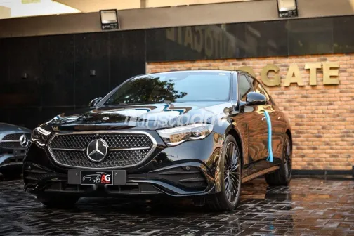 Mercedes E 200 2024 Black Used for Sale - 1