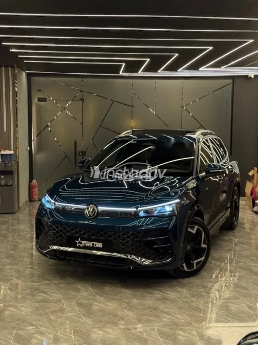 فولكس فاغن تيجون 2024 أزرق غامق مستعملة للبيع - 2