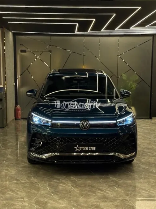 فولكس فاغن تيجون 2024 أزرق غامق مستعملة للبيع - 3