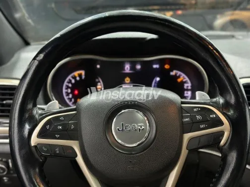 جيب جراند شيروكي 2016 رمادي مستعملة للبيع - 6