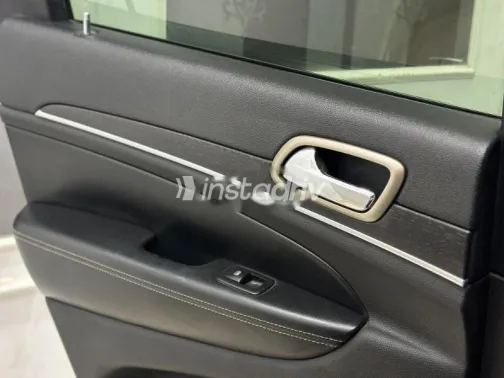 جيب جراند شيروكي 2016 رمادي مستعملة للبيع - 9