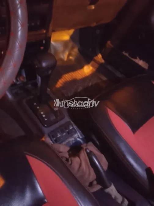 هيونداي اكسيل 1994 أحمر غامق مستعملة للبيع - 8