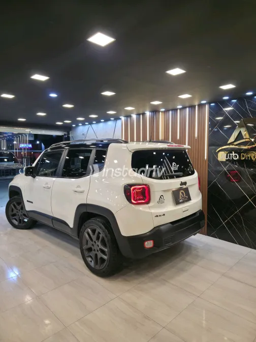 جيب رينيجيد 2020 أبيض مستعملة للبيع - 4