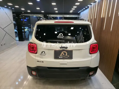 جيب رينيجيد 2020 أبيض مستعملة للبيع - 5