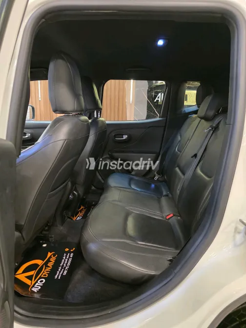 جيب رينيجيد 2020 أبيض مستعملة للبيع - 10