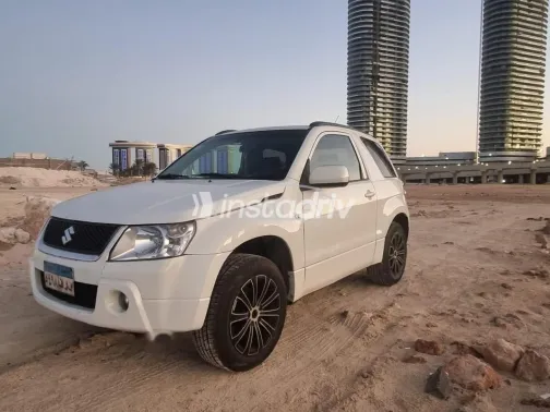 Suzuki Grand vitara 2006 White Used for Sale - 2