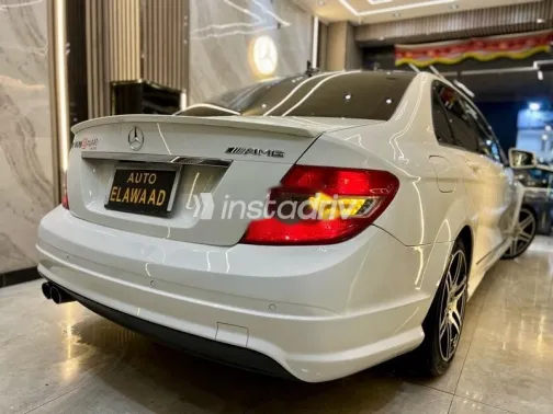 Mercedes C 180 2010 White Used for Sale - 2