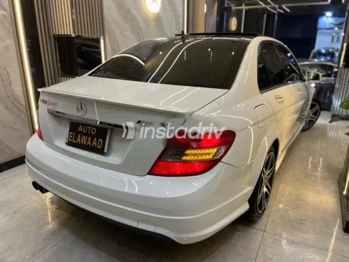 Mercedes C 180 2010 White Used for Sale - 4