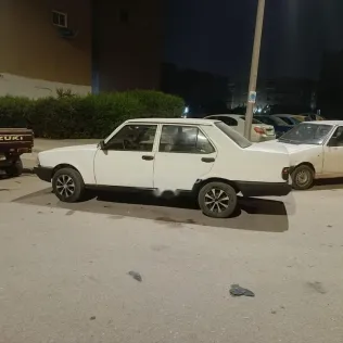 فيات شاهين 1998 أبيض مستعملة للبيع