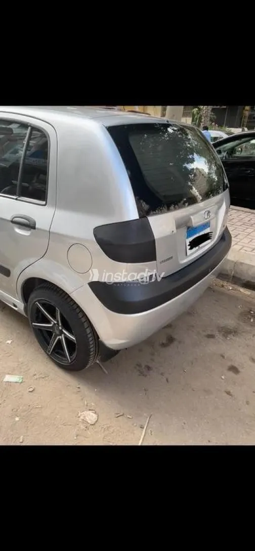 Hyundai Getz 2010 Silver Used for Sale - 3