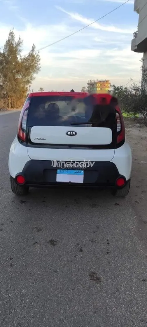 كيا سول 2016 أبيض مستعملة للبيع - 3
